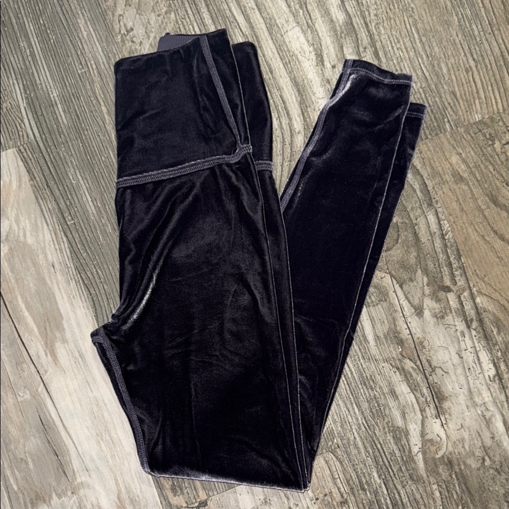 Beyond Yoga Velvet Leggings in Deep Purple